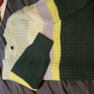 Universal Threads sweater